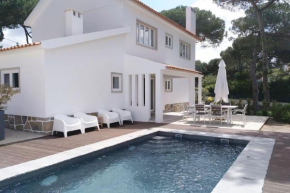 Banzão home PineForest family &friends pool garden